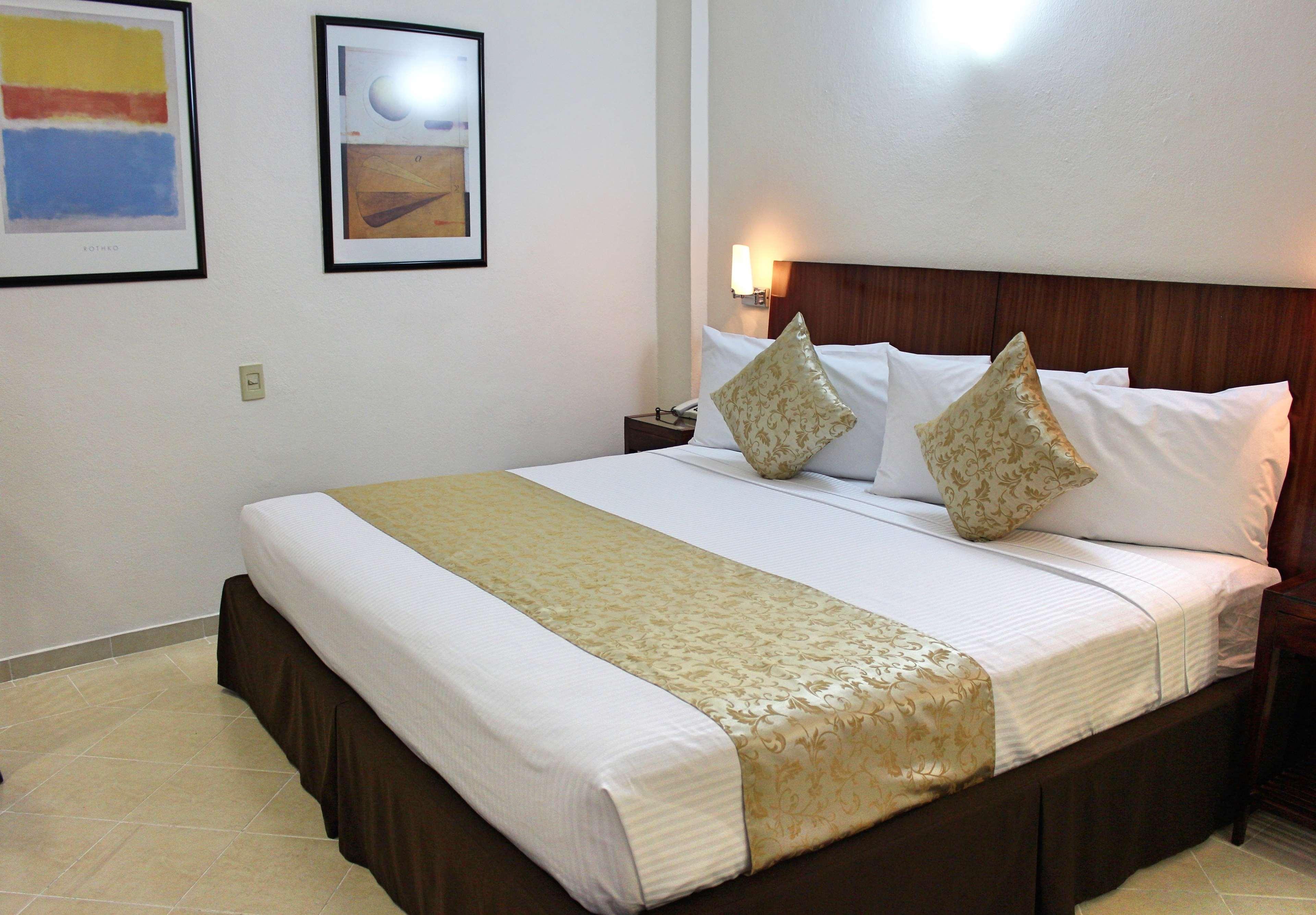 Best Western Taxco Exterior photo